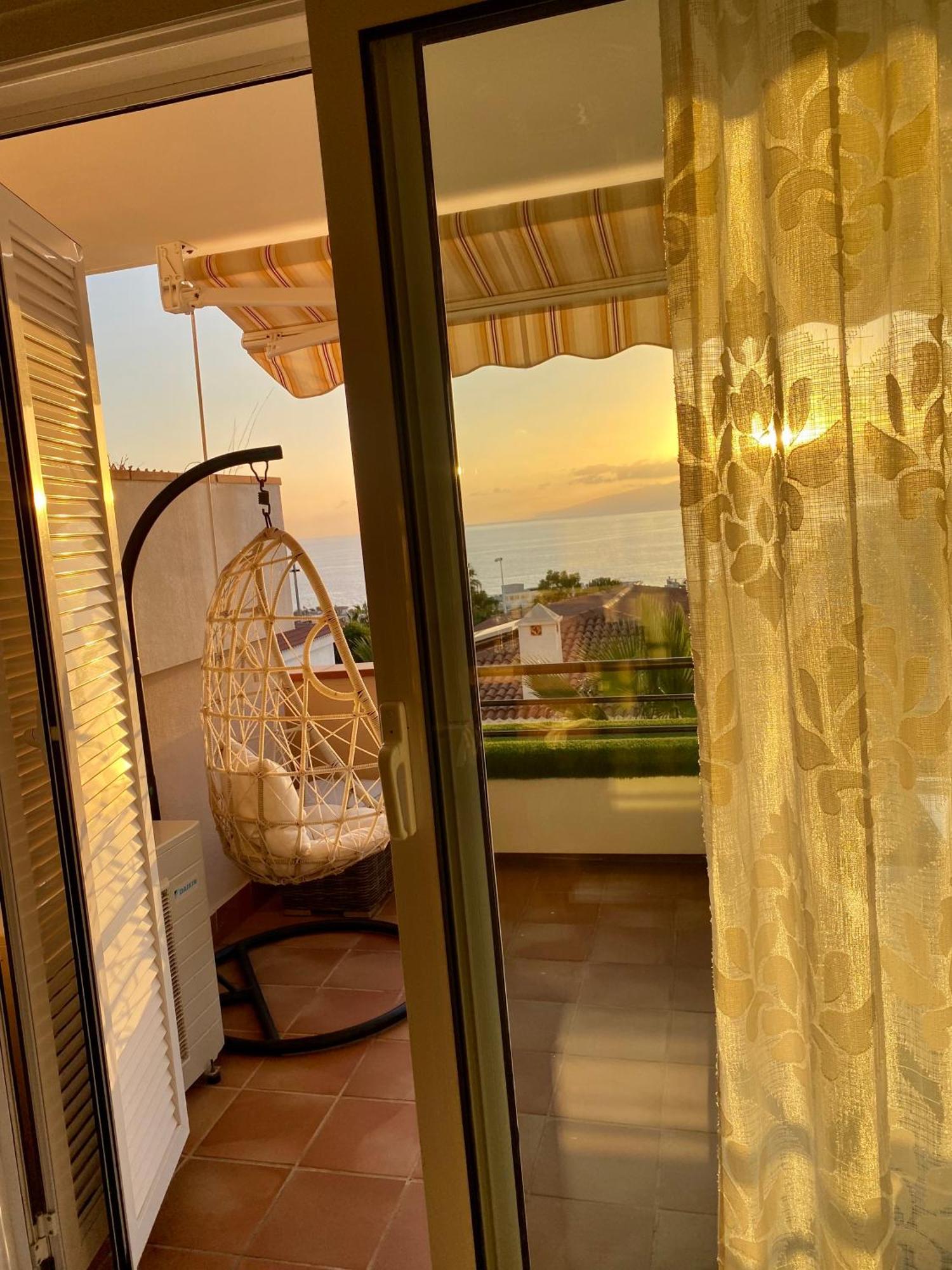 Apartment With Spectacular View In Puerto Santiago Puerto de Santiago  Luaran gambar